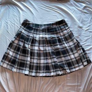 Pleaded Skirt